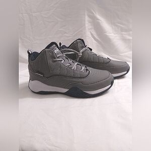 AND1 Men's Streetball Basketball High Top Lace Up Size 10.5